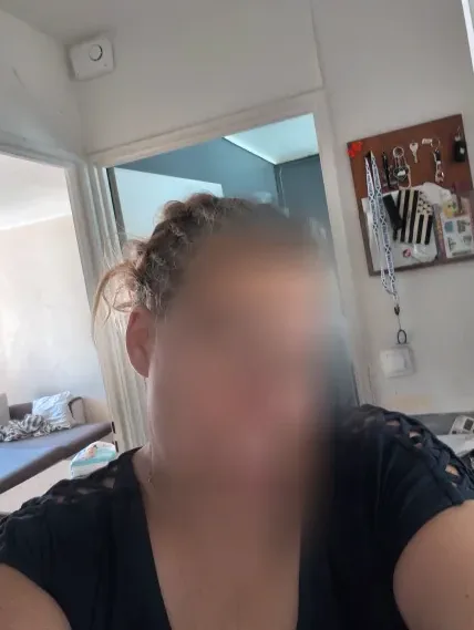 Aylin, 40