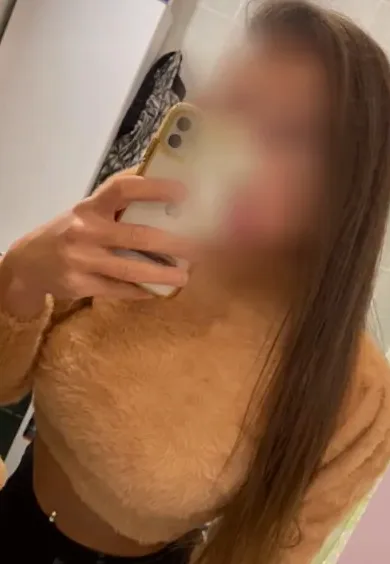 Bianca, 27