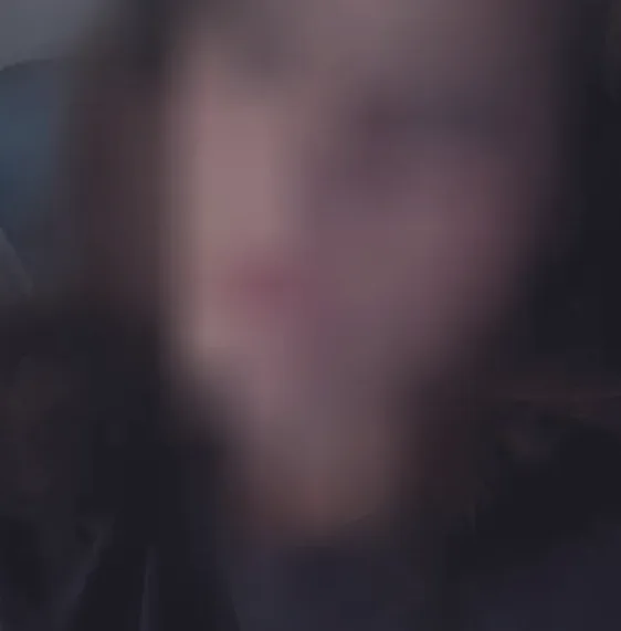 Melina, 21